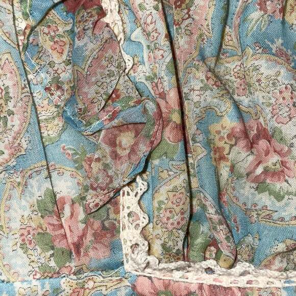 Vintage 1970s Gunne style Romantic Dress with Victorian Floral Print - Picture 3 of 6